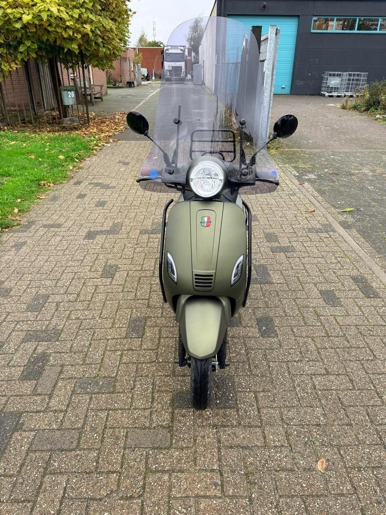 GTS Toscane Exclusive als nieuw maar 112km, Ophalen, Zo goed als nieuw, Benzine