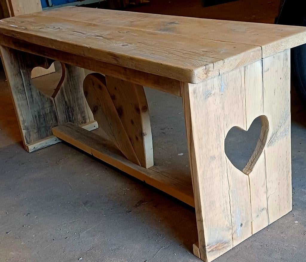 Bankje eettafelbank tuinbank 120cm hartjes hout, Huis en Inrichting, Banken | Bankstellen, Ophalen, Minder dan 75 cm, Minder dan 150 cm