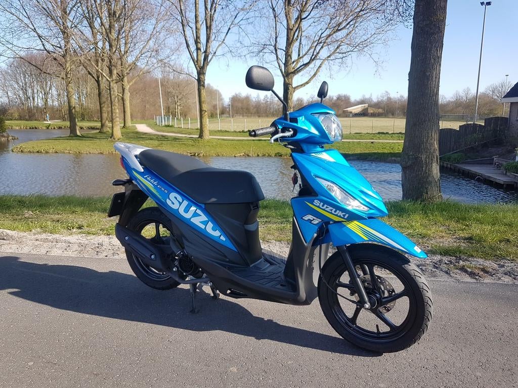 Suzuki UK 110 - MotoGP Kuipset address 110 collectors item, Motoren, Ophalen of Verzenden, Nieuw