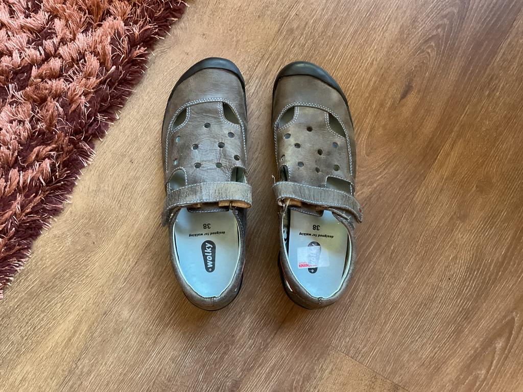 Wolky 38 sandalen wandelschoen schoenen bruin bijna nieuw, Bruin, Zo goed als nieuw, Sandalen of Muiltjes, Ophalen of Verzenden