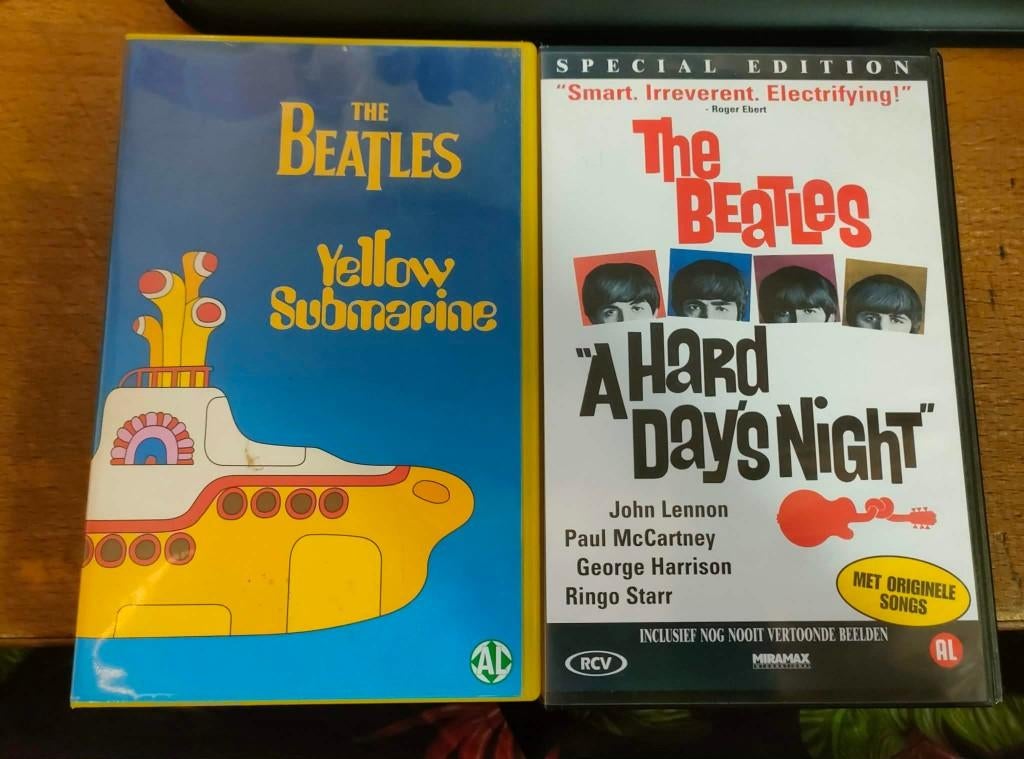 The Beatles 2x VHS, Cd's en Dvd's, VHS | Documentaire, Tv en Muziek, Alle leeftijden, Ophalen of Verzenden, Zo goed als nieuw