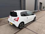 Renault Twingo 1.2 55KW 2012 Wit airco cruise, Auto's, Renault, Voorwielaandrijving, 74 pk, Zwart, 4 cilinders