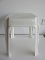 Wit kunststof krukje, badkamerkruk, Ophalen, Gebruikt, Kunststof