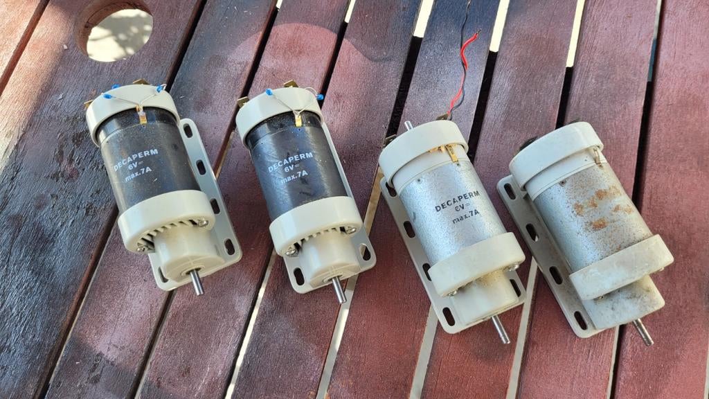 4 x decaperm 6 volt motoren, Ophalen of Verzenden, Groter dan 1:32