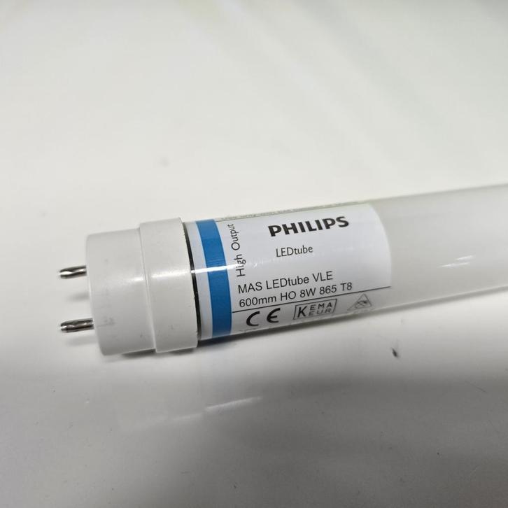 Philips LED tube 8 watt kleur 865 - 600mm, Huis en Inrichting, Lampen | Losse lampen, Nieuw
