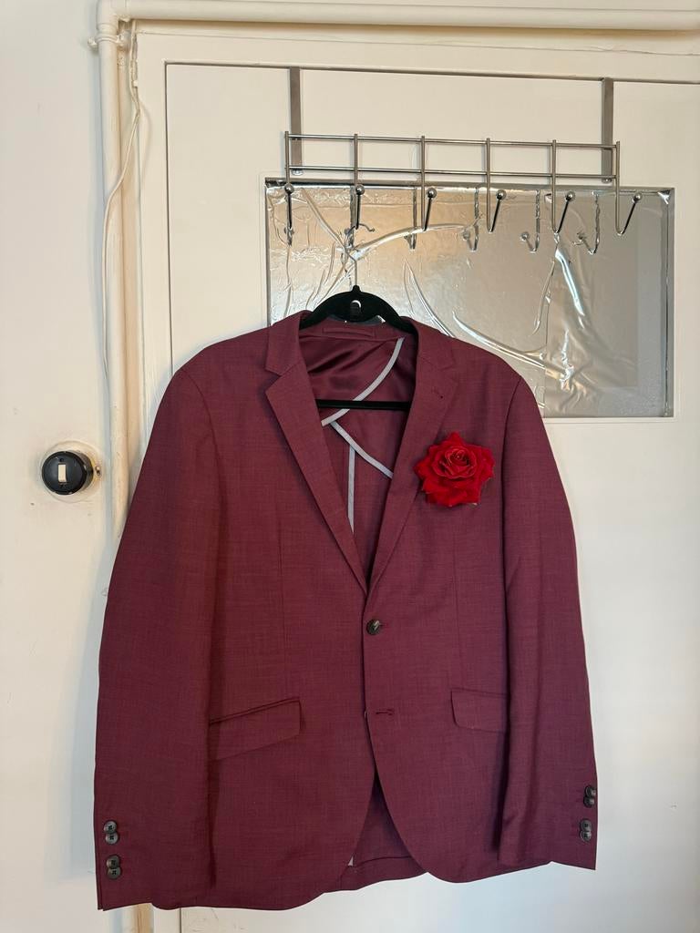 Heren smoking bordeauxrood - Nooit gedragen - Maat L, Ophalen of Verzenden, Nieuw, Maat 52/54 (L), Rood