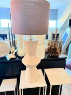 Lamp Yaya bruin beige tafelmodel, Huis en Inrichting, Ophalen, Zo goed als nieuw, Beige, Rond
