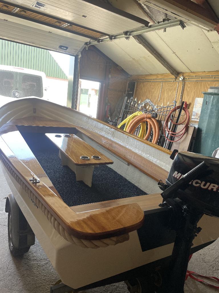 Noorse sloep met mercury Moter 5PK en kanteltrailer Pega, Watersport en Boten, Ophalen, Gebruikt, Tot 10 pk, 3 tot 6 meter