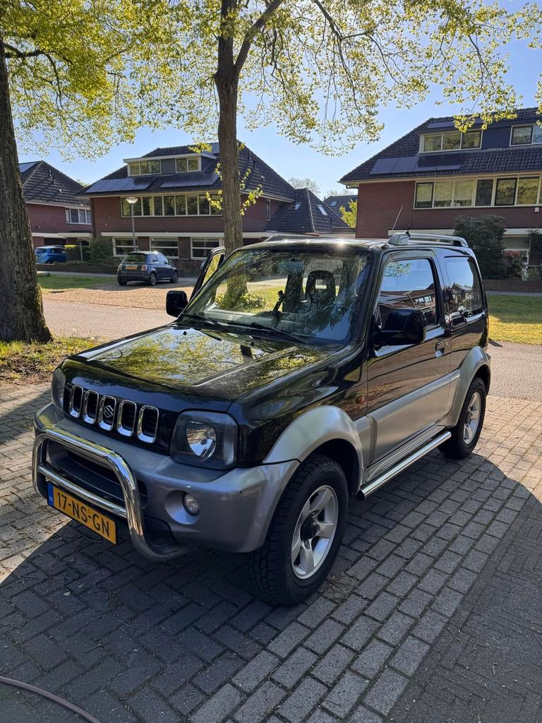 Suzuki Jimny 1.3 JX 4WD 2004 Zwart, 13 km/l, 40 €/maand, Zwart, 4 cilinders