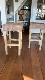 Barkrukken, Huis en Inrichting, Barkrukken, Met voetsteun, 60 tot 90 cm, Ophalen of Verzenden, Riet