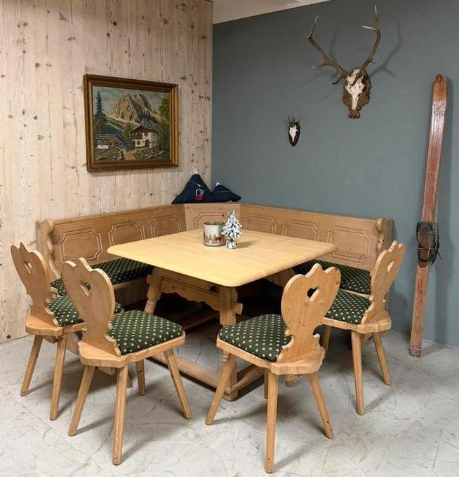Oostenrijkse zithoek | Alpen hoekbank met tafel en stoelen, Antiek en Kunst, Curiosa en Brocante, Ophalen