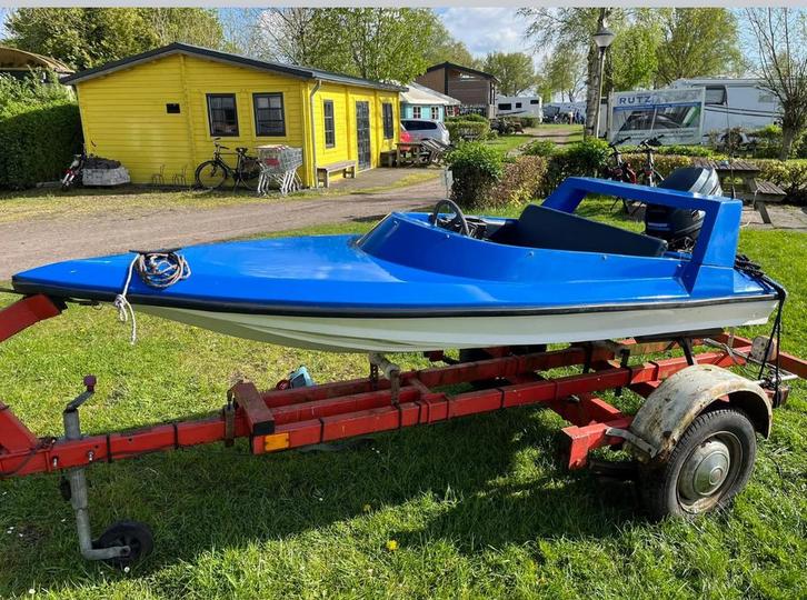 Spitfire met 15 pk (sticker 5 pk) en handtrailer, Watersport en Boten, Speedboten, Gebruikt, Minder dan 3 meter, Benzine, Minder dan 70 pk