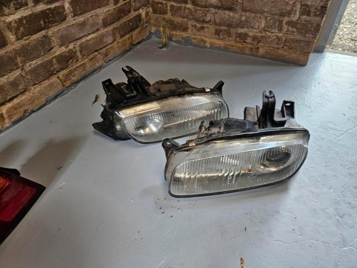 Set Koplampen Mazda 323F (1996 model), Auto-onderdelen, Verlichting, Mazda, Ophalen of Verzenden