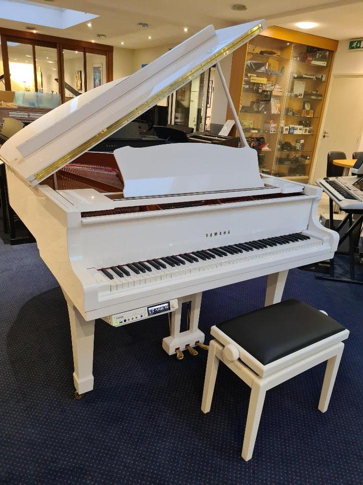 Yamaha DC2 E3 PWH Disklavier vleugel wit hoogglans (2010), Muziek en Instrumenten, Piano's, Gebruikt, Vleugel, Wit, Hoogglans