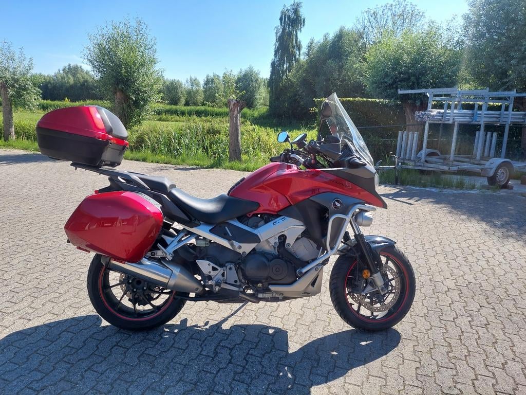 Te koop: Honda Crossrunner VFR800X Bouwjaar 2015, Motoren, Motoren | Honda, Handvatverwarming, Occasion, 4 cilinders, Motorrijbewijs A