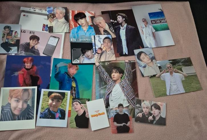 BTS collection set 2, Verzamelen, Muziek, Artiesten en Beroemdheden, Zo goed als nieuw, Foto of Kaart, Verzenden