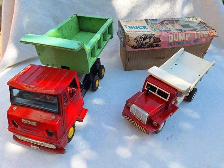 2 grote blikken dumptrucks Euclid en Toyota, Antiek en Kunst, Antiek | Speelgoed, Ophalen of Verzenden