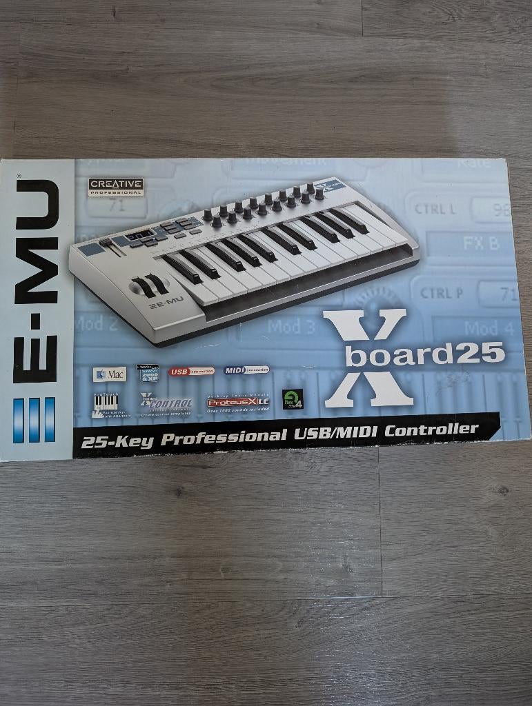 e-mu  x board 25 midi controller, Ophalen, Gebruikt