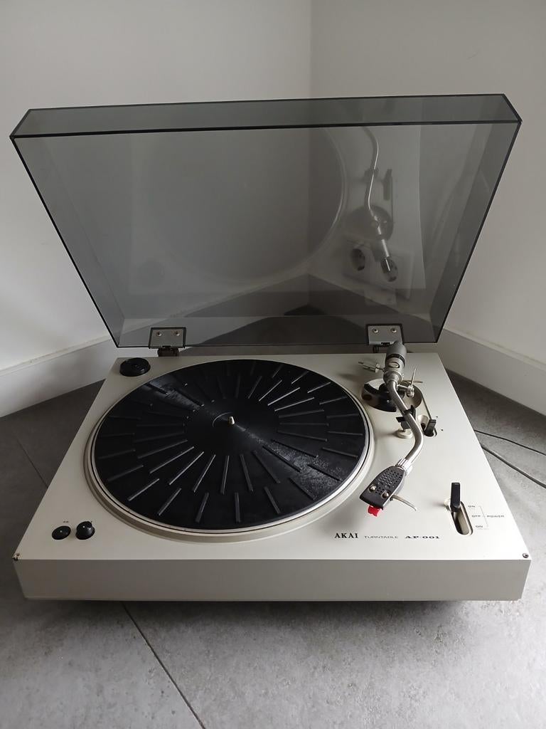 Akai ap 001 draaitafel met originele stofkap, Ophalen of Verzenden, Gebruikt, Platenspeler, Akai