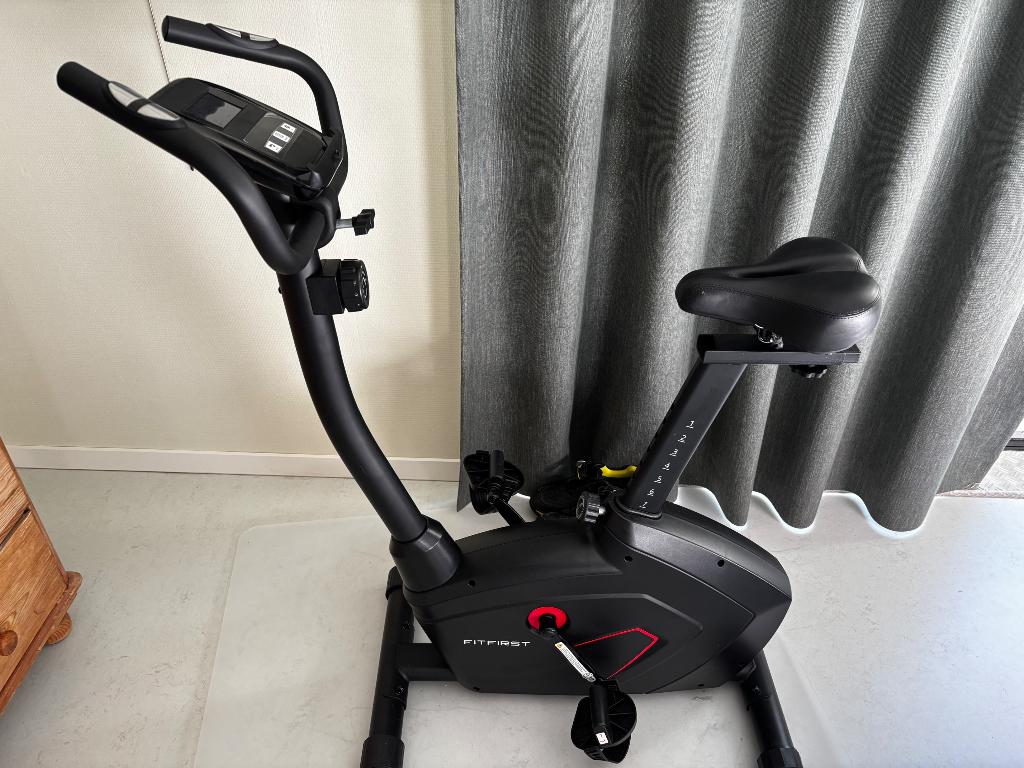 Hometrainer, Ophalen, Kunststof, Zo goed als nieuw, Benen