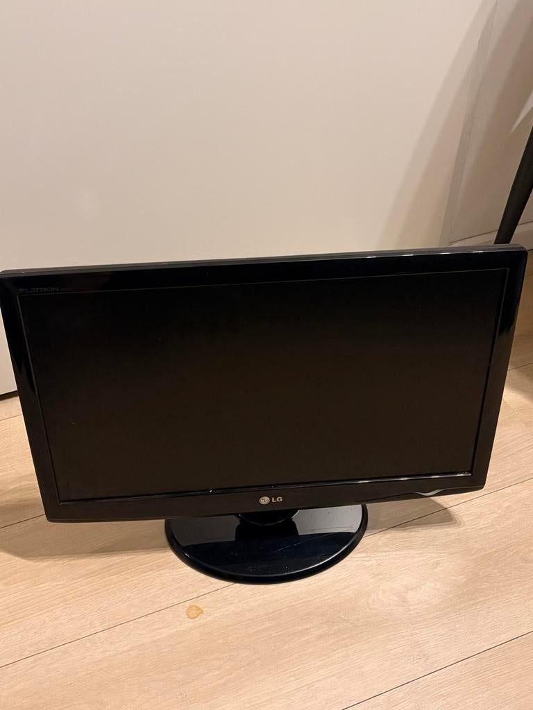 LG Flatron W2343T-PF 23 inch Full HD Monitor, Ophalen, Gebruikt, Full HD, DVI