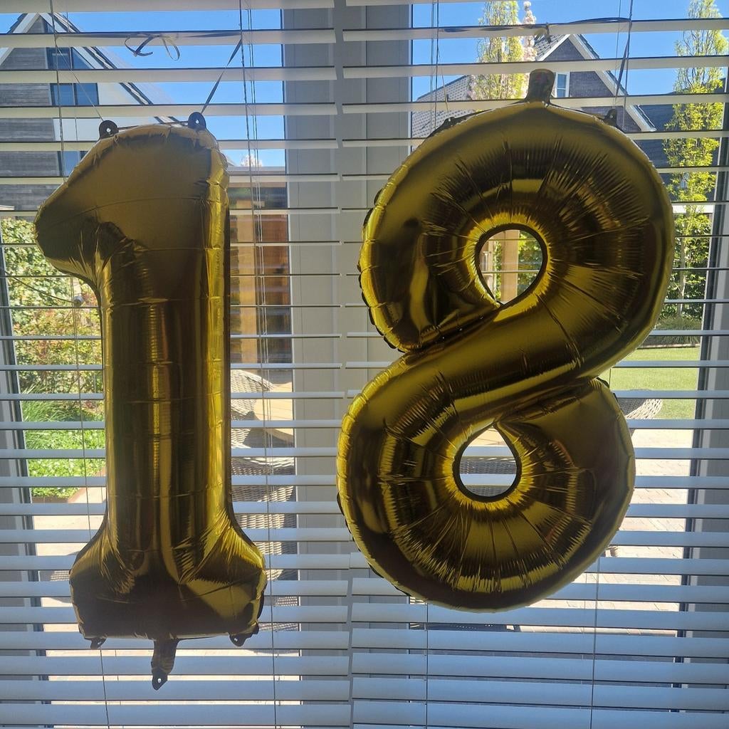 Gouden opblaascijfer 18 - Gratis af te halen., Ophalen, Zo goed als nieuw, Versiering, Verjaardag