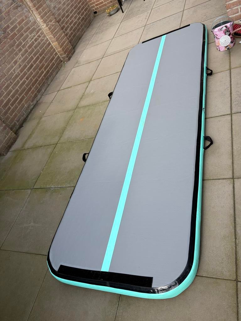 Airtrack 12 Springs - 3x1m met pomp en tas, Sport en Fitness, Turnen, Ophalen, Zo goed als nieuw, Overige kleuren, Materiaal