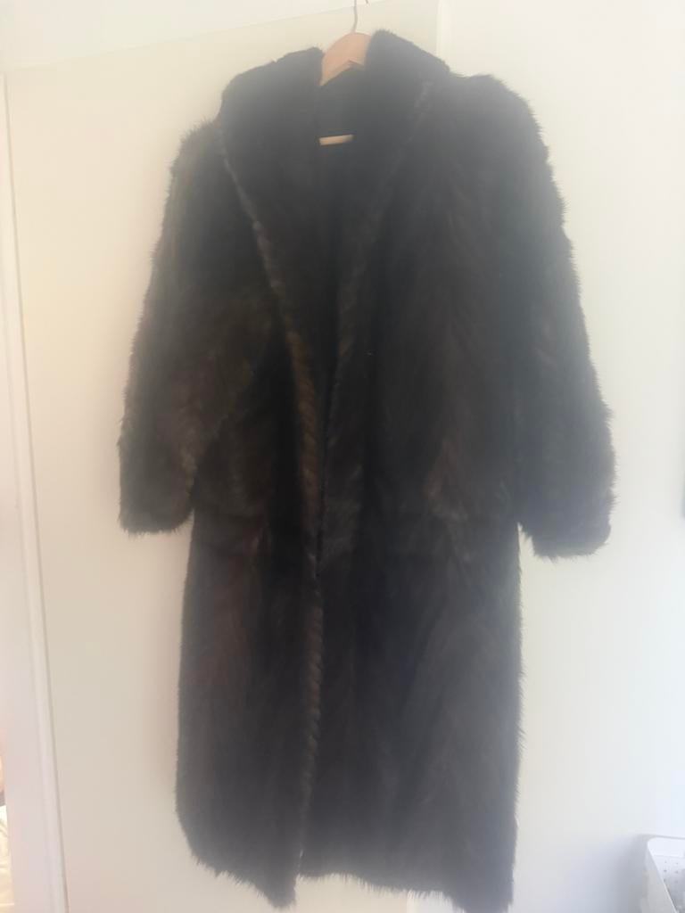 Echt bont lange jas maat 42 handgemaakt zwart bruin, Ophalen of Verzenden, Zo goed als nieuw, Maat 42/44 (L), Zwart