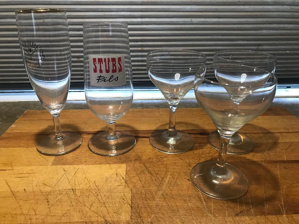 8 glazen verschillende soorten, Ophalen, Gebruikt, Overige typen