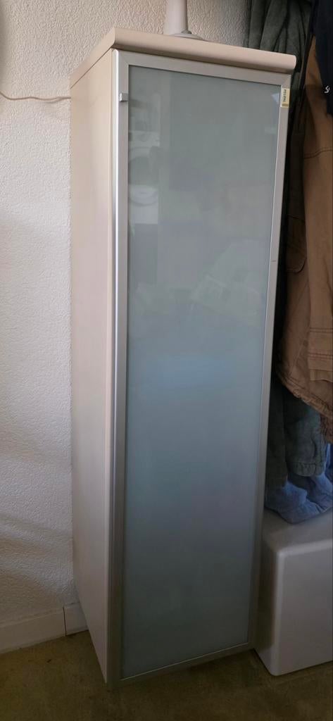 Pelipal zwevend/hangend verticaal badkamerkastje halfhoog, Ophalen, (Half)hoge kast, Minder dan 50 cm, Gebruikt