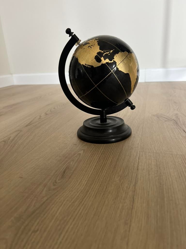 J-line wereldbol, Ophalen, Zo goed als nieuw