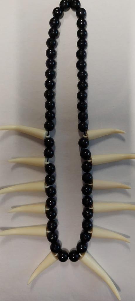 Mooie indianen ketting carnaval/toneel, Kleding | Dames, Ophalen, Zo goed als nieuw, Carnaval