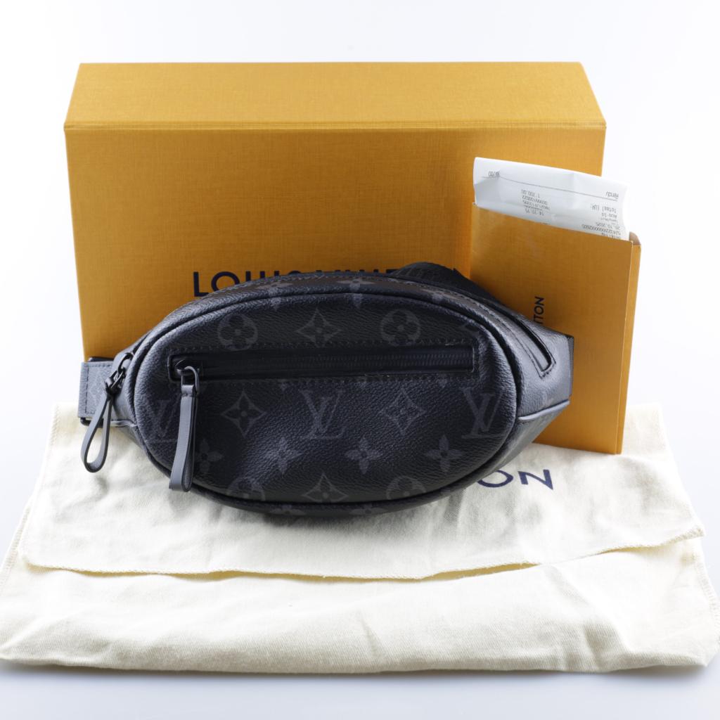 Louis Vuitton M82777 Catch Bumbag Monogram Eclipse Men, Sieraden, Tassen en Uiterlijk, Tassen | Schoudertassen, Louis Vuitton