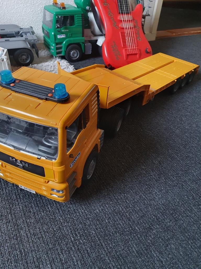 BRUDER MAN vrachtwagen met dieplader - Gebruikt, Kinderen en Baby's, Speelgoed | Speelgoedvoertuigen, Ophalen, Gebruikt