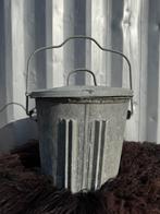 Vuilnisemmer zink emmer, Ophalen