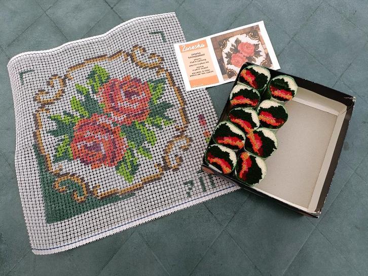 Zareska vintage smyrna kussen knoop pakket NIEUW IN DOOS (2), Hobby en Vrije tijd, Borduren en Borduurmachines, Nieuw, Borduurpakket