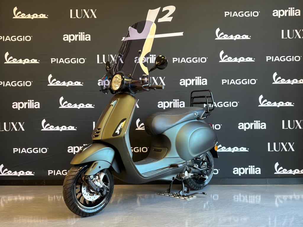 Vespa Primavera | Cobra Green | Snor | 2014 | 8781 km, Fietsen en Brommers, Scooters | Vespa, Gebruikt, Overige modellen, ., Ophalen of Verzenden