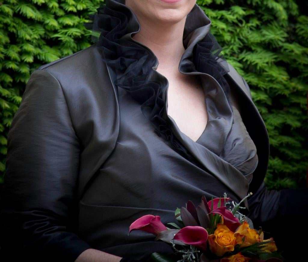 Prachtige aparte jurk met hoepelrok en bolero - Maat 38, Kleding | Dames, Maat 38/40 (M), Galajurk, Zwart, Ophalen of Verzenden