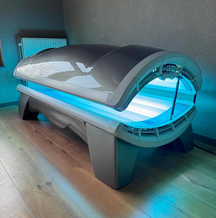 Hapro Onyx 26/1 Zonnebank + 1 jaar Garantie, Witgoed en Apparatuur, Zonnebanken en Gezichtsbruiners, Zo goed als nieuw, Zonnebank enkelzijdig