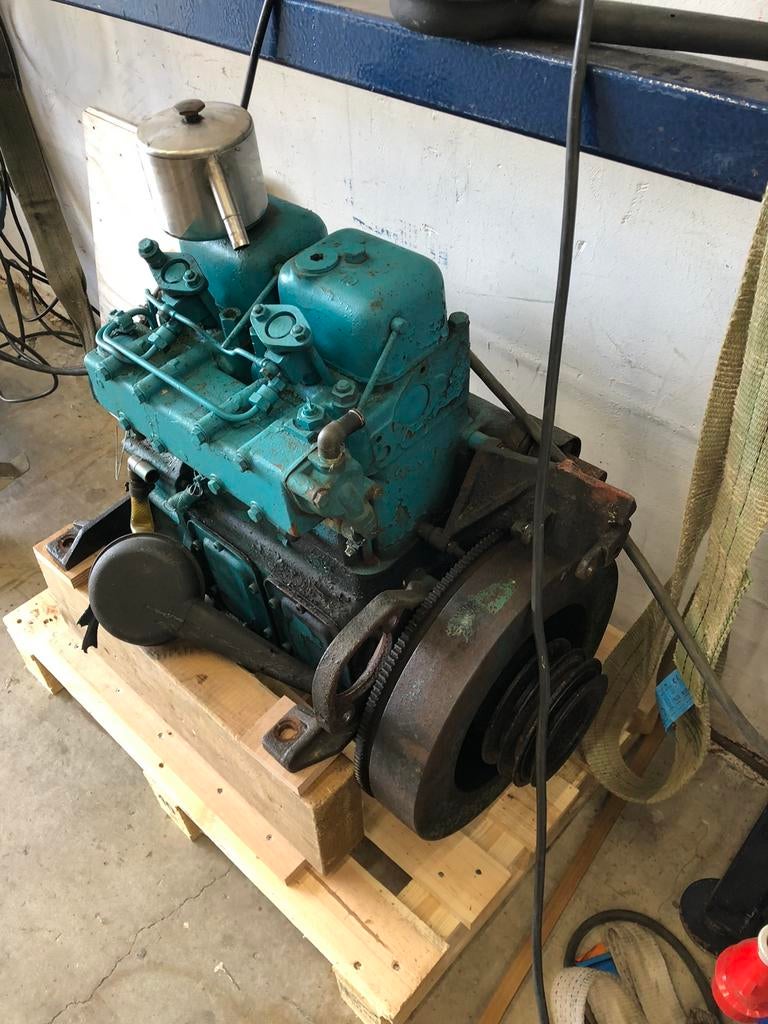 Volvo penta md2 b  voor loop of sloop onderdelen, Ophalen of Verzenden, Gebruikt, Motor en Techniek, Zeilboot of Motorboot