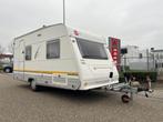 Buerstner Fun 430 TN Keuken | Vastbed met Lattenbodem | Voor, Vast bed, Tot en met 2, Bedrijf, Treinzit