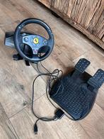 Thrustmaster Ferrari Racing Wheel met Pedalen, Gebruikt, 1 speler, Racen en Vliegen, Ophalen of Verzenden