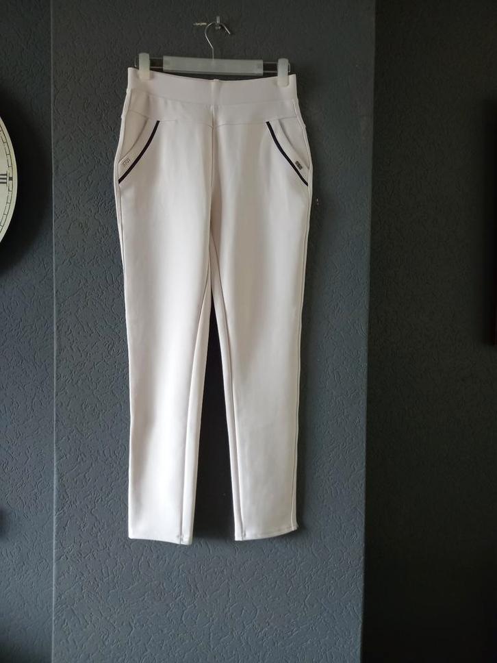Yu & ME Stretch Broek Off White Maat XL, Kleding | Dames, Broeken en Pantalons, Zo goed als nieuw, Maat 46/48 (XL) of groter, Beige