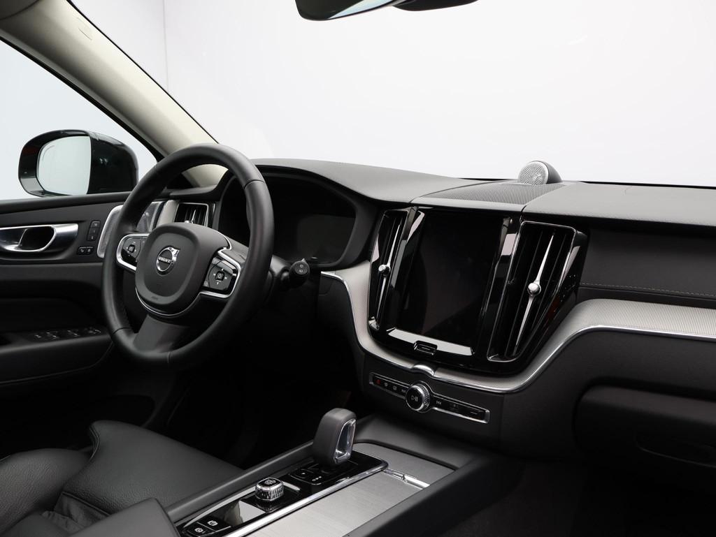 Volvo XC60 T6 350PK Plug-in hybrid AWD Ultimate Dark / Bower, Auto's, Gebruikt, 4 cilinders, 138 €/maand, Vierwielaandrijving