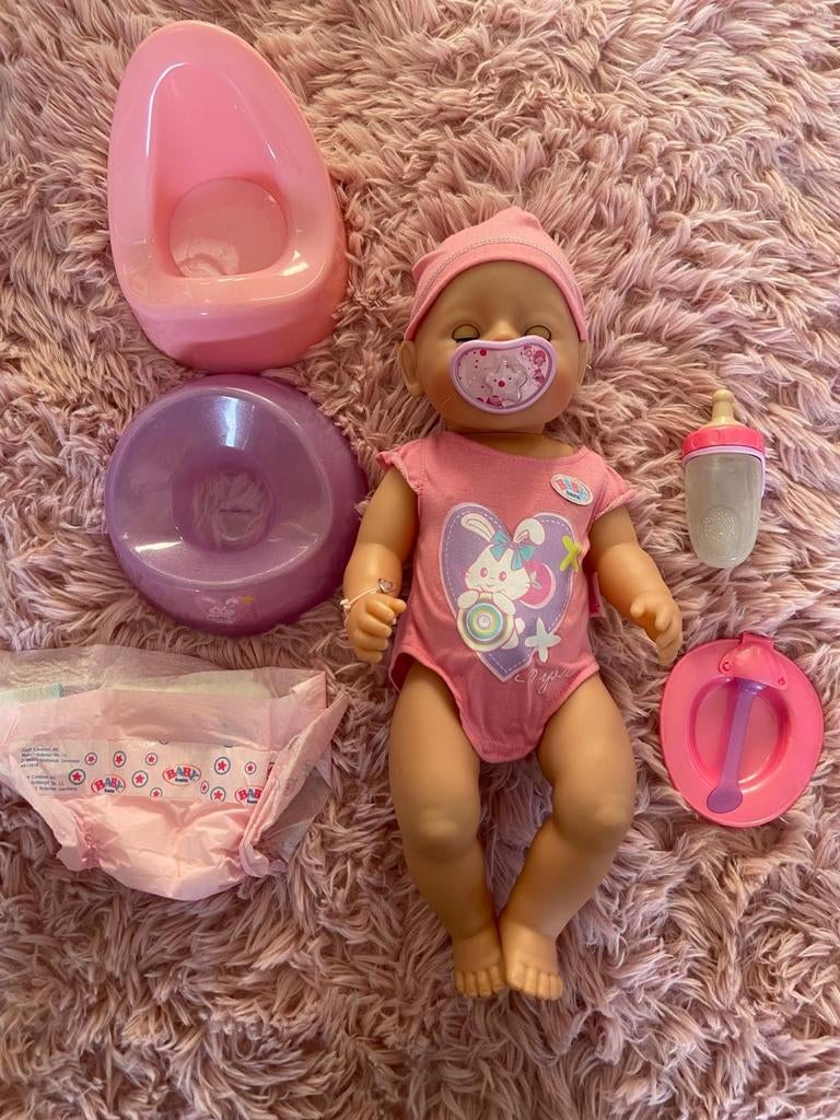 Baby Born pop met accessoires, Ophalen of Verzenden, Zo goed als nieuw, Babypop