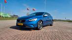 Volvo V40 2.0 T4 190PK 2017 19" Atria, Zwart, Blauw, Particulier, Dealer onderhouden