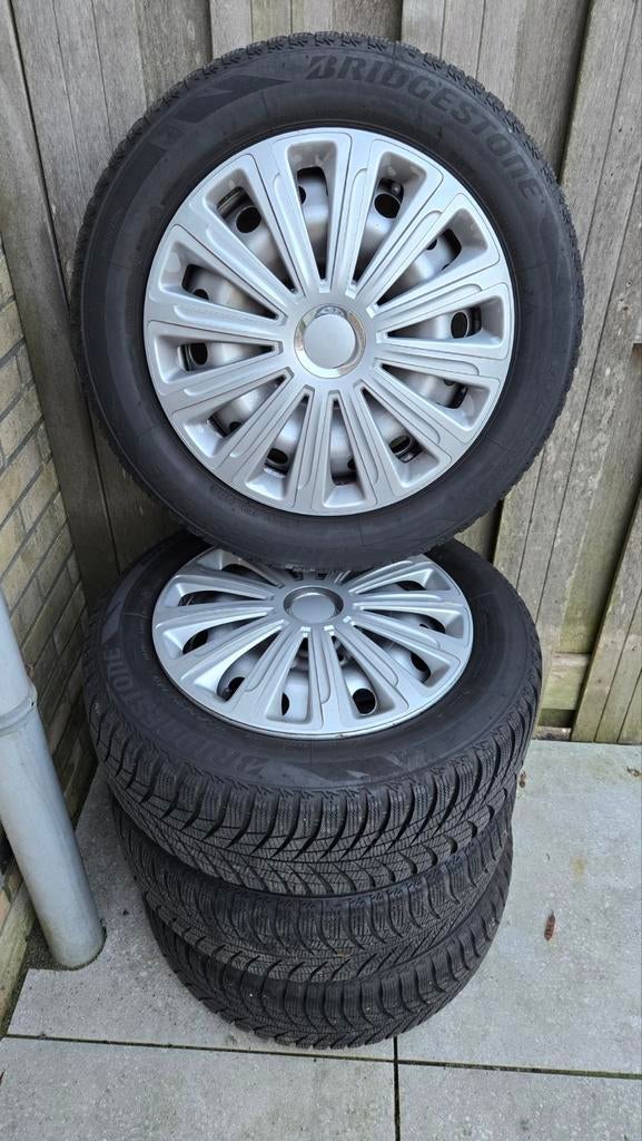 Bridgestone Winterbanden op velg - 185/60R15  5x108, Auto-onderdelen, Banden en Velgen, Ophalen, Gebruikt, 15 inch, Banden en Velgen