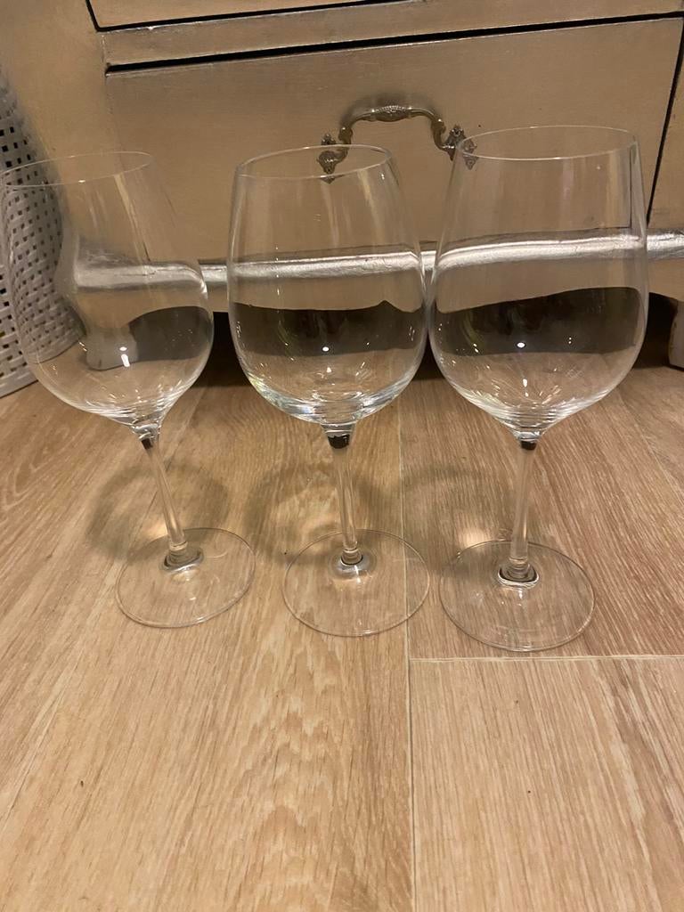 3 wijnglazen, Ophalen of Verzenden, Zo goed als nieuw, Overige typen