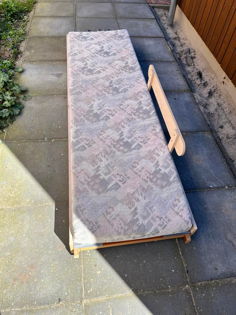 Stapelbed voor caravan 215cm (incl. matras), Ophalen, Gebruikt