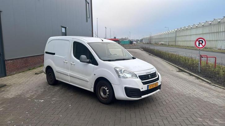 Peugeot Partner 120 1.6 BlueHDi 75 L1 XR 116.000 Nap Airco W, Auto's, Bestelauto's, Particulier, Te koop, ABS, Centrale vergrendeling